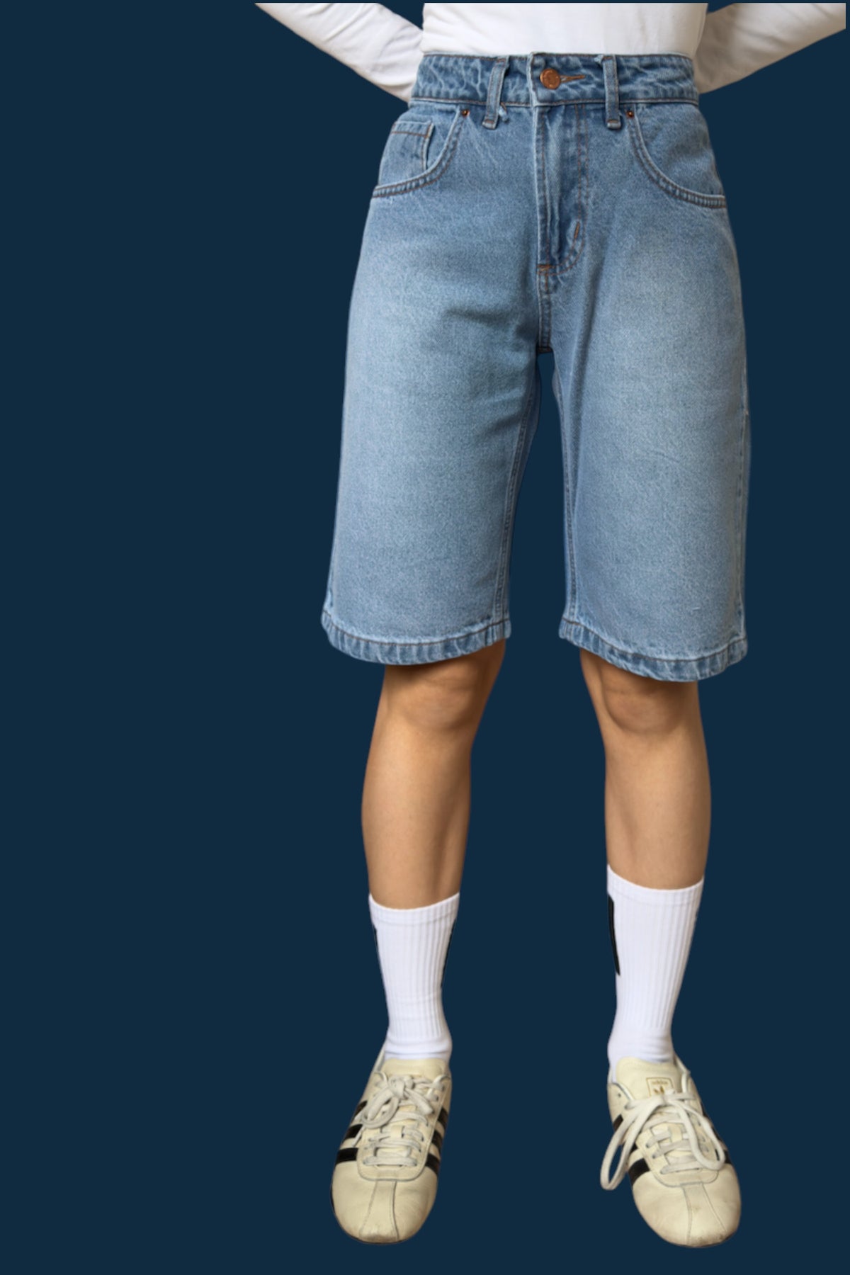 Short Bermuda