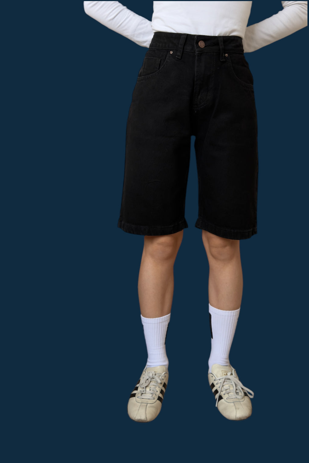 Short Bermuda